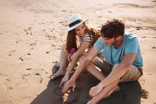 CELEBRATE VALENTINE’S DAY AT THE BEACH! Krystal Grand® Puerto Vallarta CELEBRATE VALENTINE’S DAY AT THE BEACH! Krystal Grand® Puerto Vallarta
